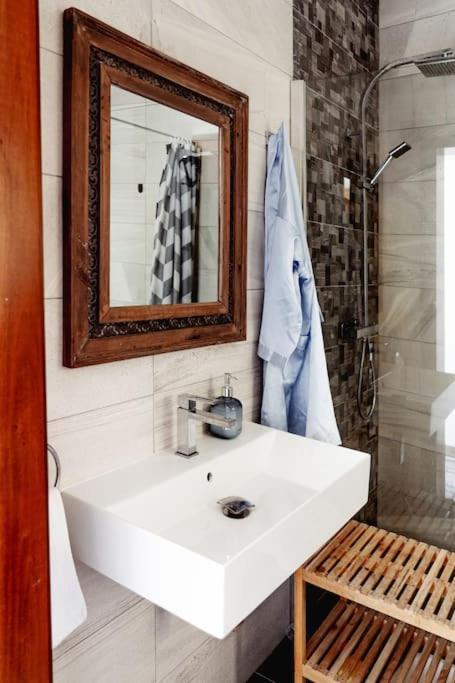 Luxury Designer Penthouse With Private Jacuzzi Apartman Sliema Kültér fotó